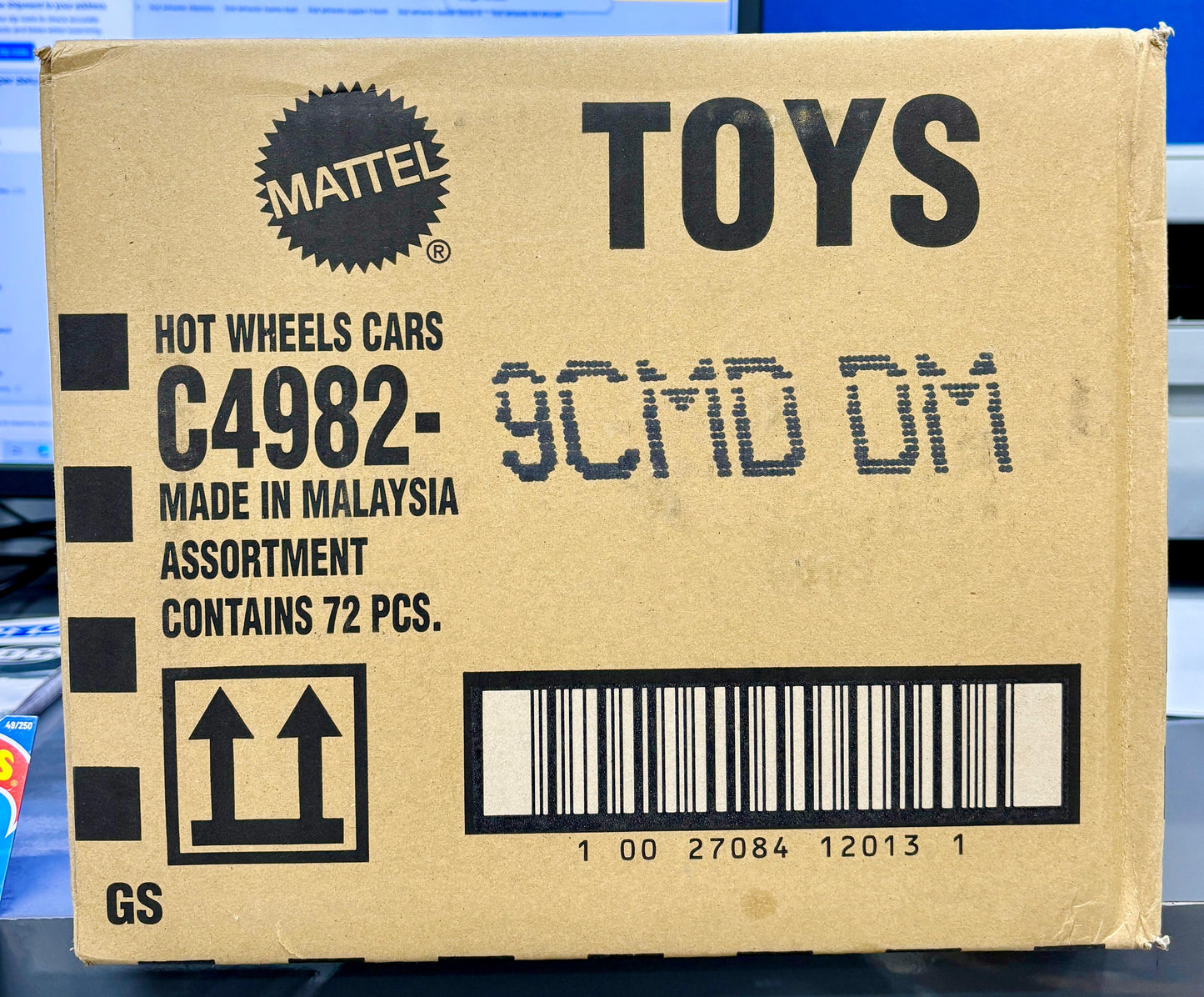 Hot Wheels 2025 Factory-Sealed Case D (9CMD DM) – 72 Die-Cast Cars by Mattel (Brand New Box)