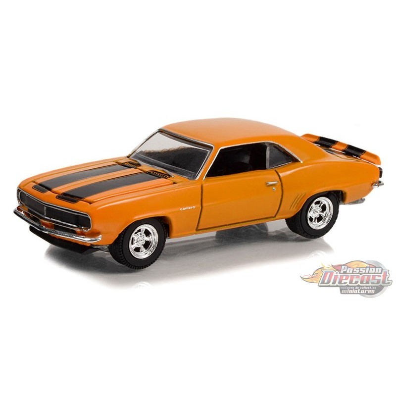 Greenlight Hollywood – Counting Cars 1967 Chevrolet Camaro RS (History Channel Series) 1:64 Scale Die-Cast Car