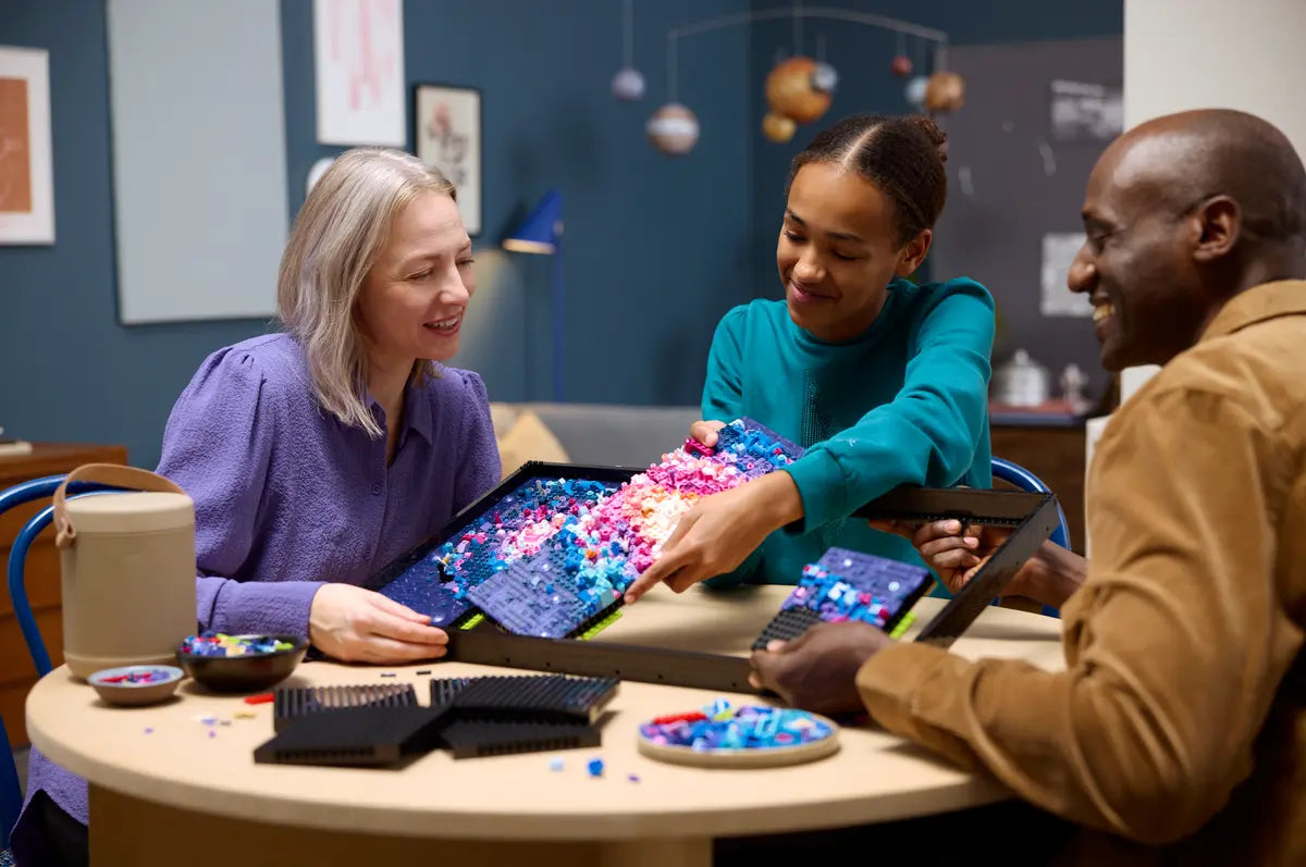 LEGO 31212 Exploring the Milky Way Galaxy (3091 Pieces)