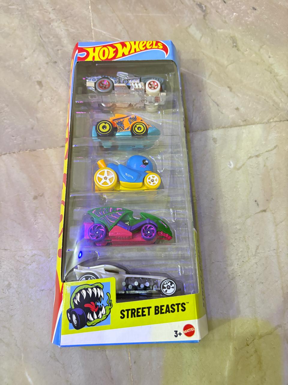 Hot Wheels Street Beasts 5-Car Pack – Animal-Inspired Racers for Wild Adventures
