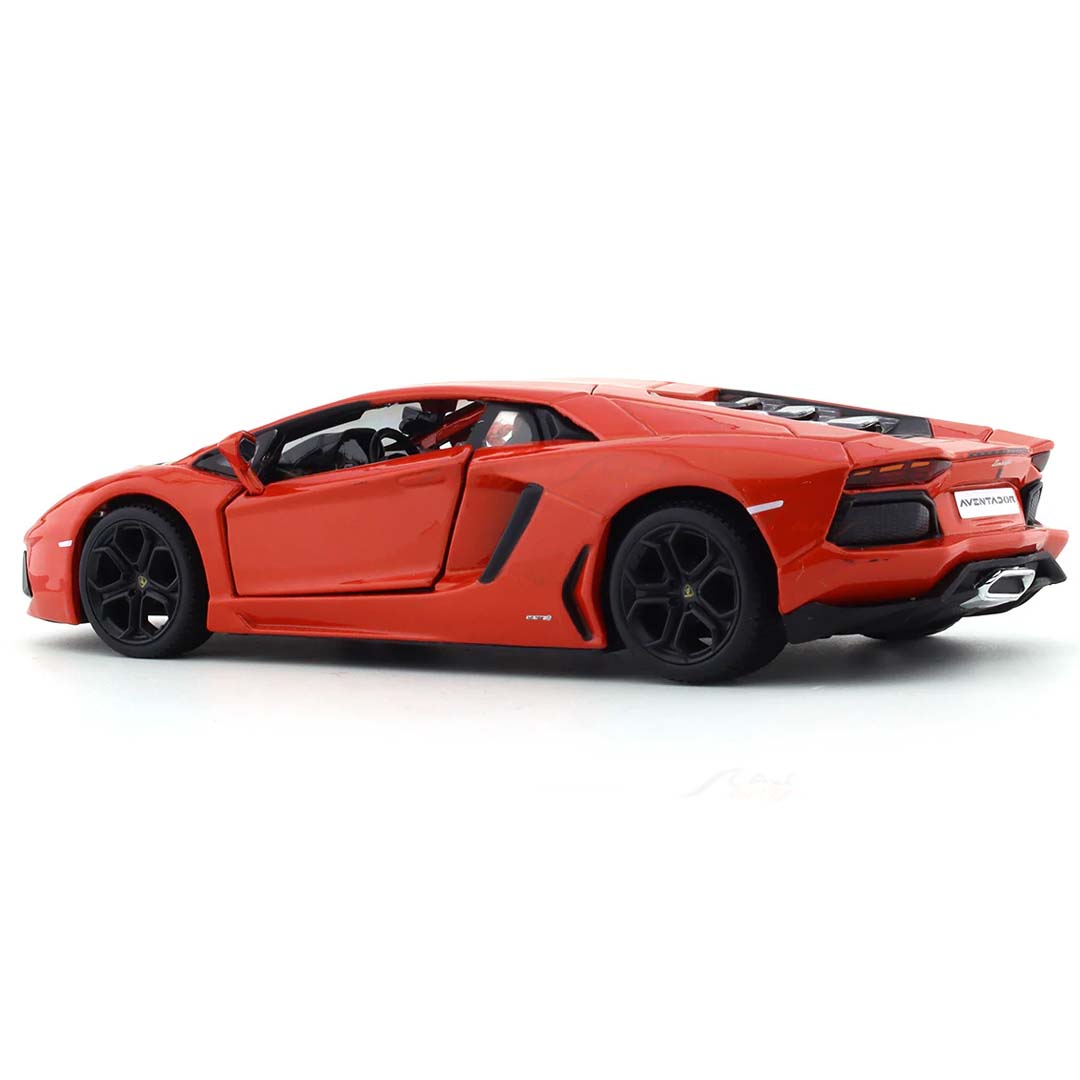 Lamborghini Aventador Coupe Orange 1:18 Scale Diecast Model Car by Maisto