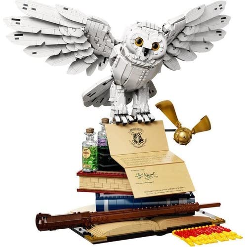 LEGO 76391 Harry Potter Hogwarts Icons - Collectors' Edition (3,010 Pieces)