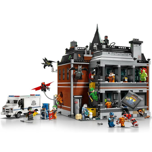 LEGO 76300 Arkham Asylum – Batman 2953-Piece Collector's Set (18+)