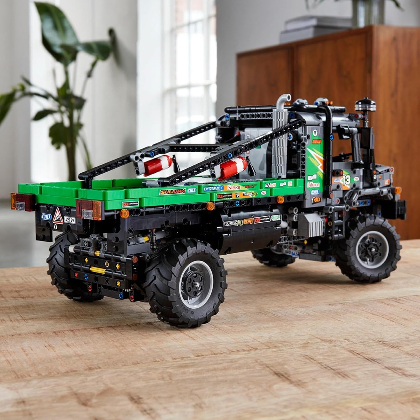 LEGO Technic 4X4 Mercedes-Benz Zetros Trial Truck 42129 Building Kit (2,110 Pieces), Multi Color