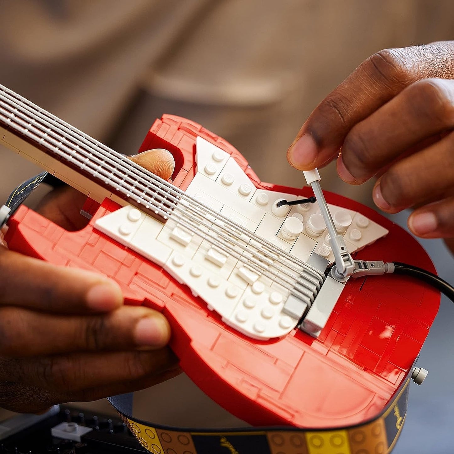 (Damage Box) LEGO Ideas Fender Stratocaster 21329 Guitar Building Kit (1,079 Pieces)