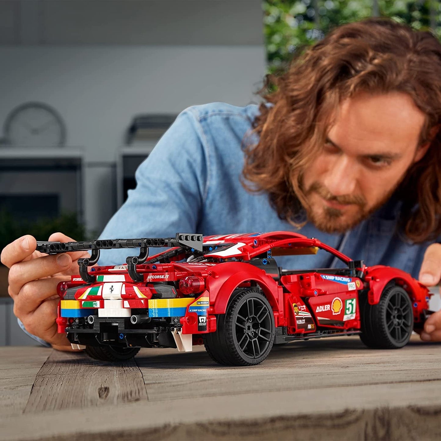 LEGO 42125 Ferrari 488 GTE “AF Corse #51” V29 Building Blocks