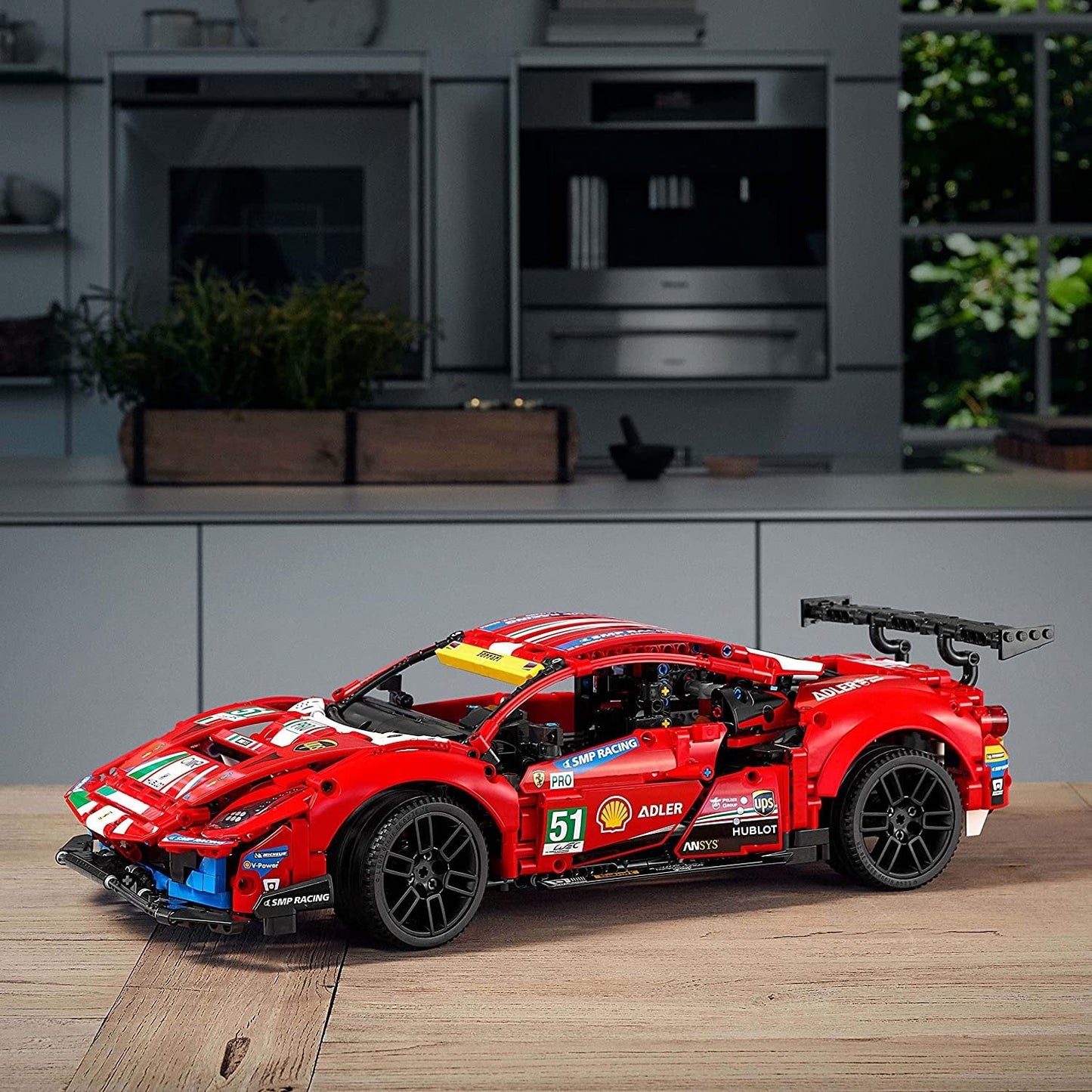 LEGO 42125 Ferrari 488 GTE “AF Corse #51” V29 Building Blocks
