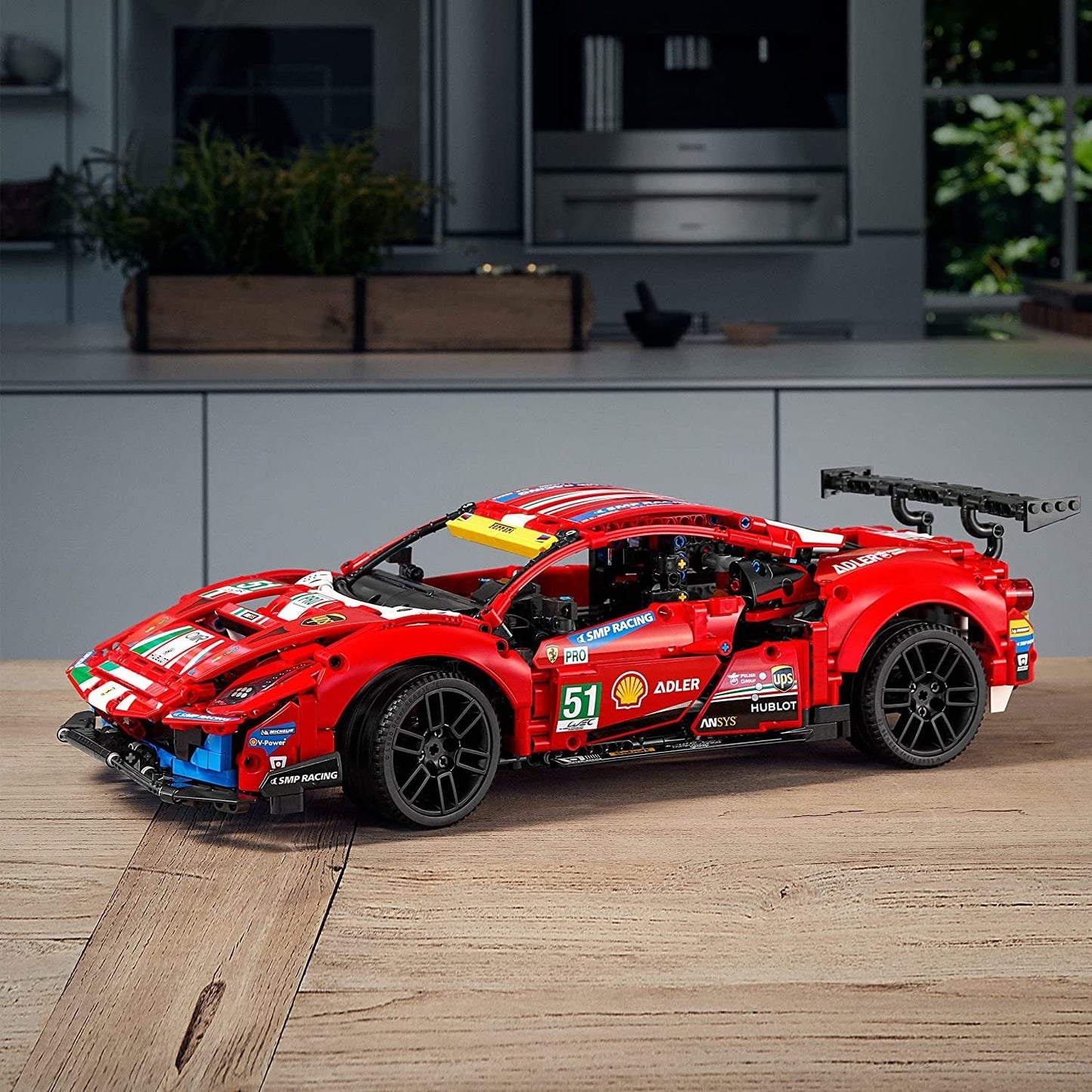 LEGO 42125 Ferrari 488 GTE “AF Corse #51” V29 Building Blocks