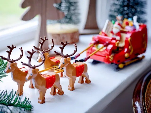 LEGO Santa's Sleigh (40499) building toy! (343) Pieces Age 9+