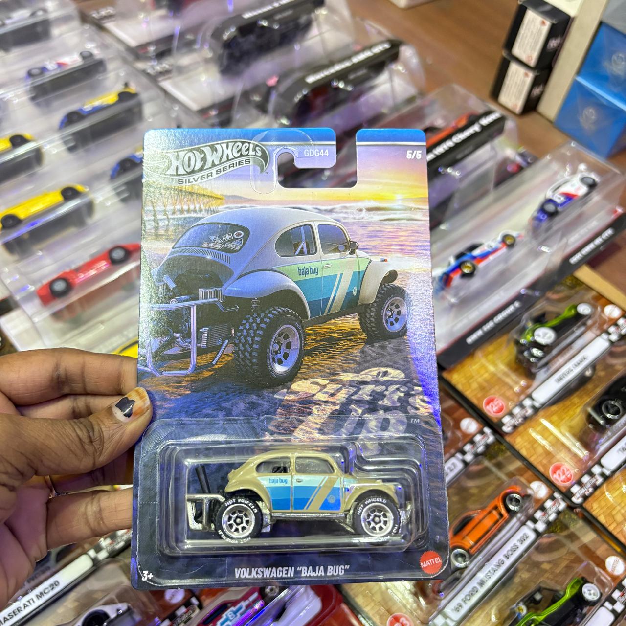 Hot Wheels Silver Series Volkswagen โBaja Bugโ Die-Cast Car (1:64 Scale) โ Off-Road Collector Edition