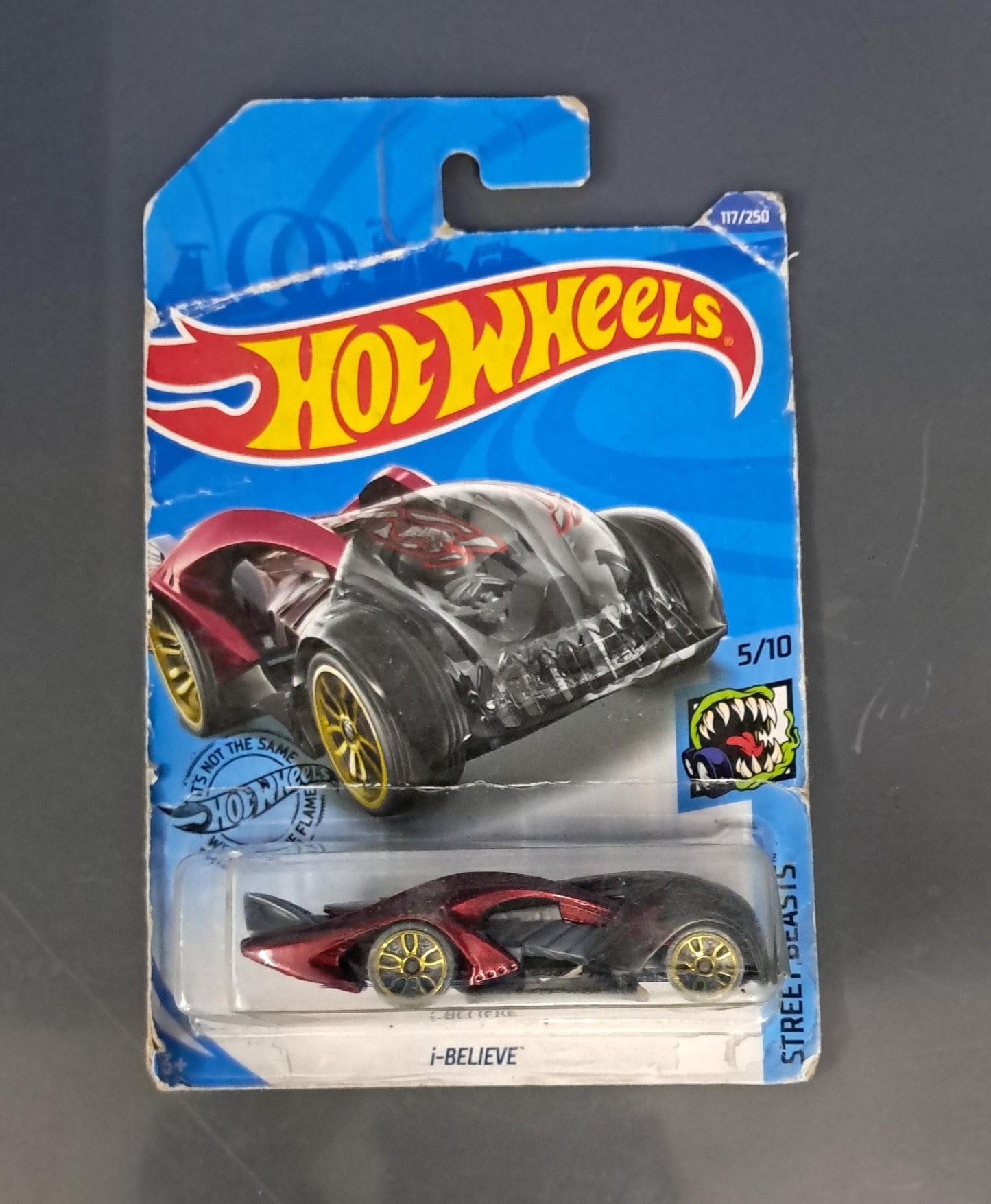 Hot Wheels 2020 Street Beasts i-Believe, Red 117/250 - ( CARD AND BLISTER DAMAGE )