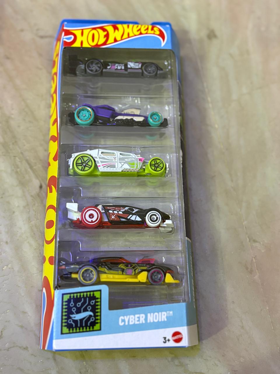 Hot Wheels Cyber Noir 5-Car Pack – Futuristic Racing Machines with Neon Tech Designs