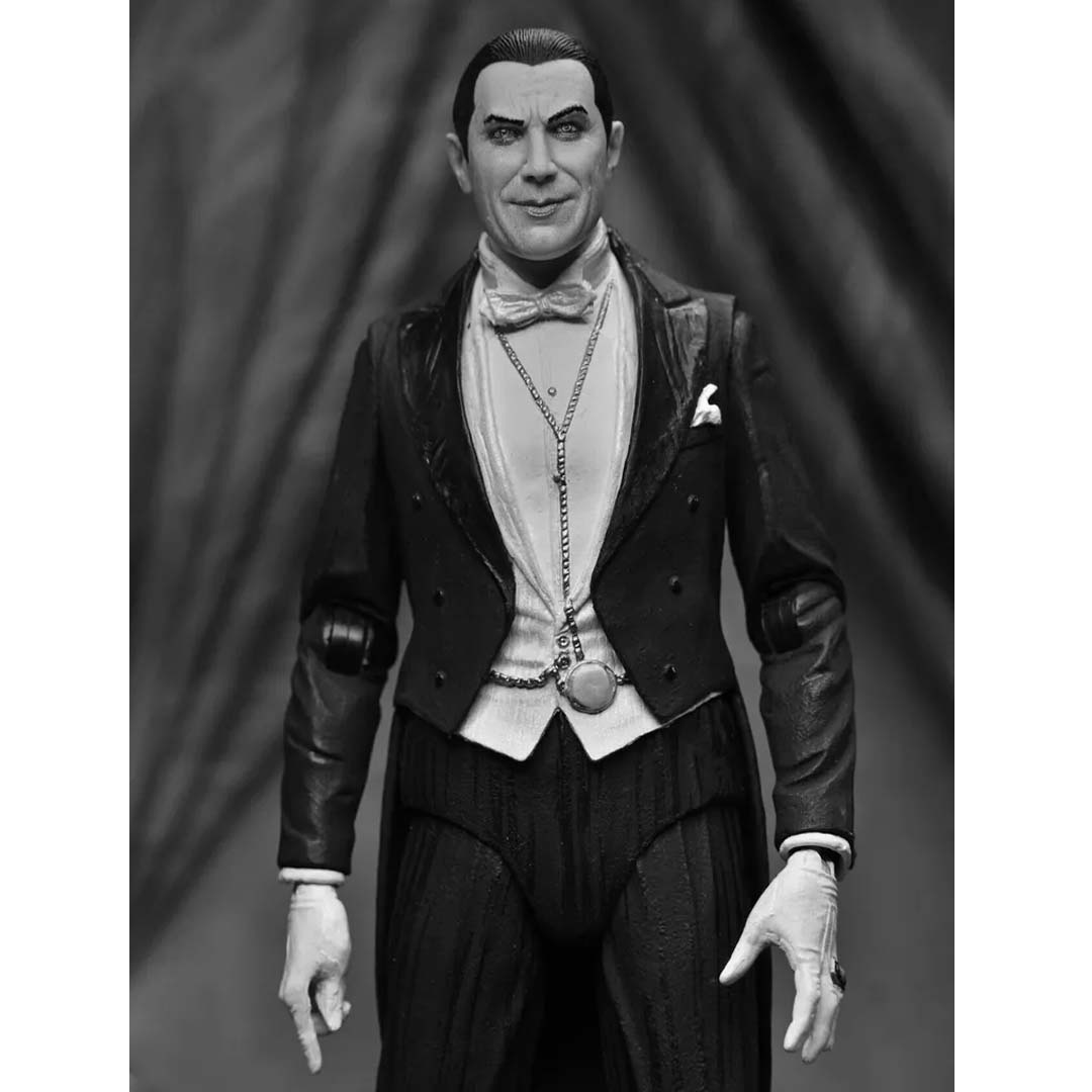 NECA Universal Monsters - Ultimate Count Dracula (Carfax Abbey) 7” Scale Action Figure
