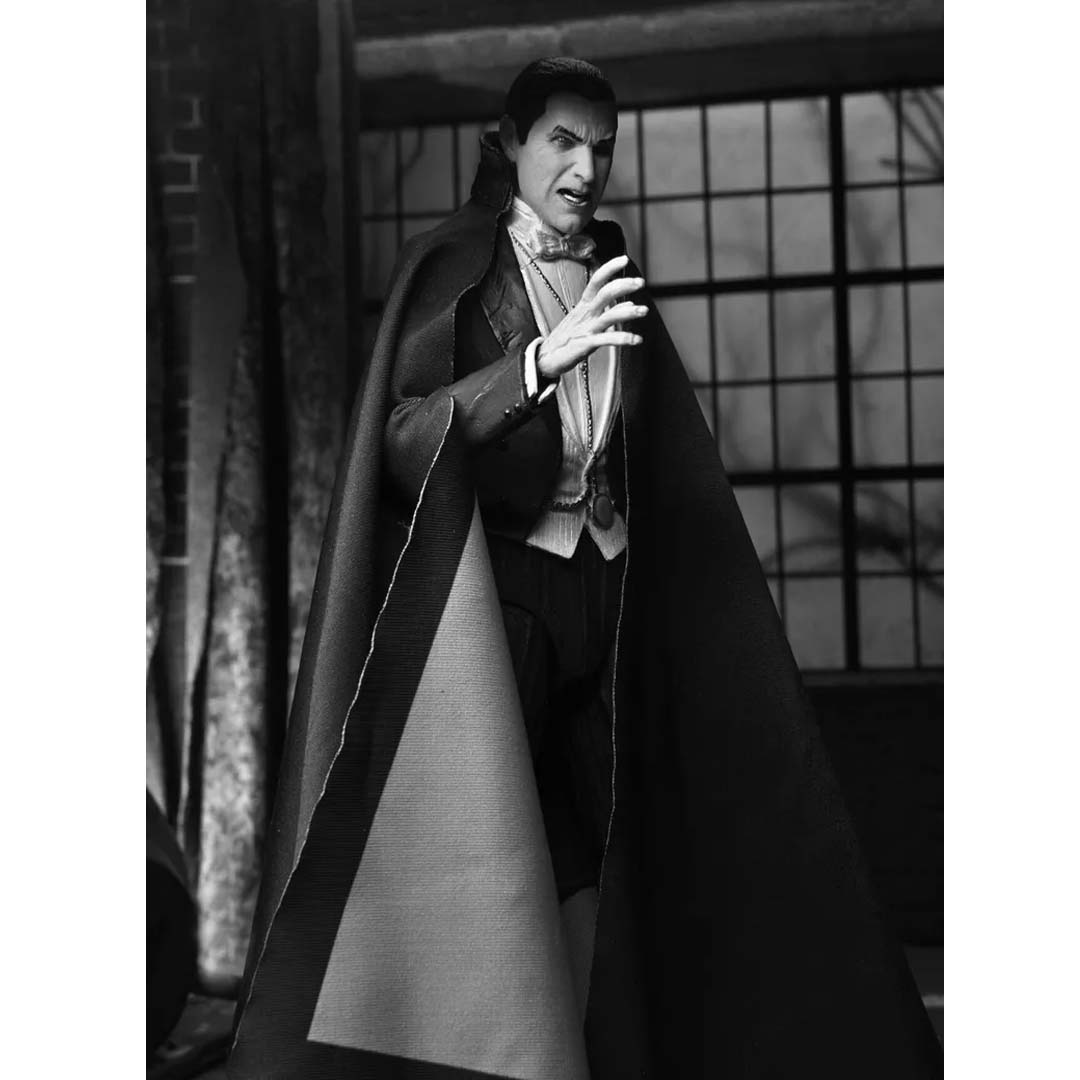 NECA Universal Monsters - Ultimate Count Dracula (Carfax Abbey) 7” Scale Action Figure