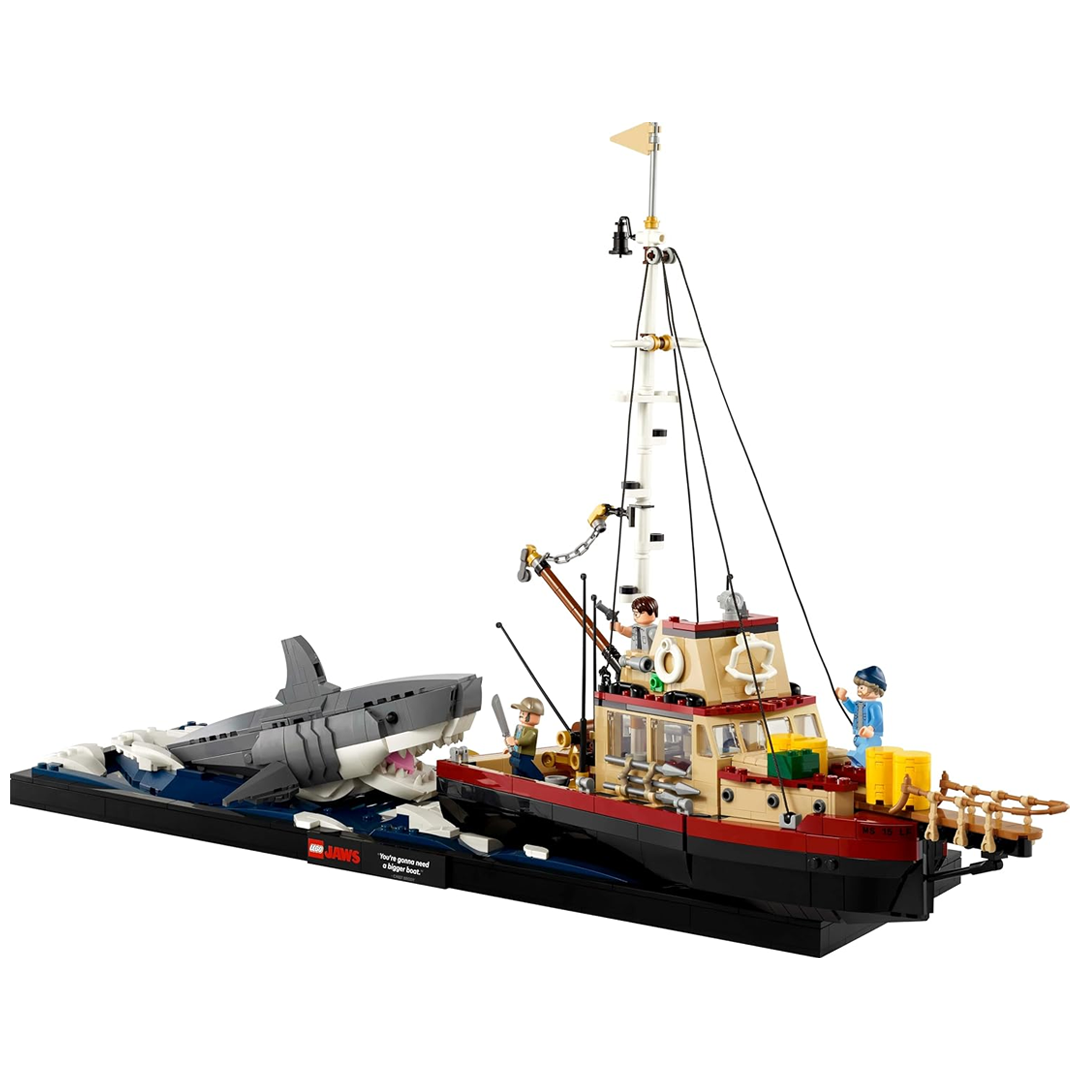 LEGO Ideas 21350 Jaws, Shark Gift for Adults (1497 Pieces)