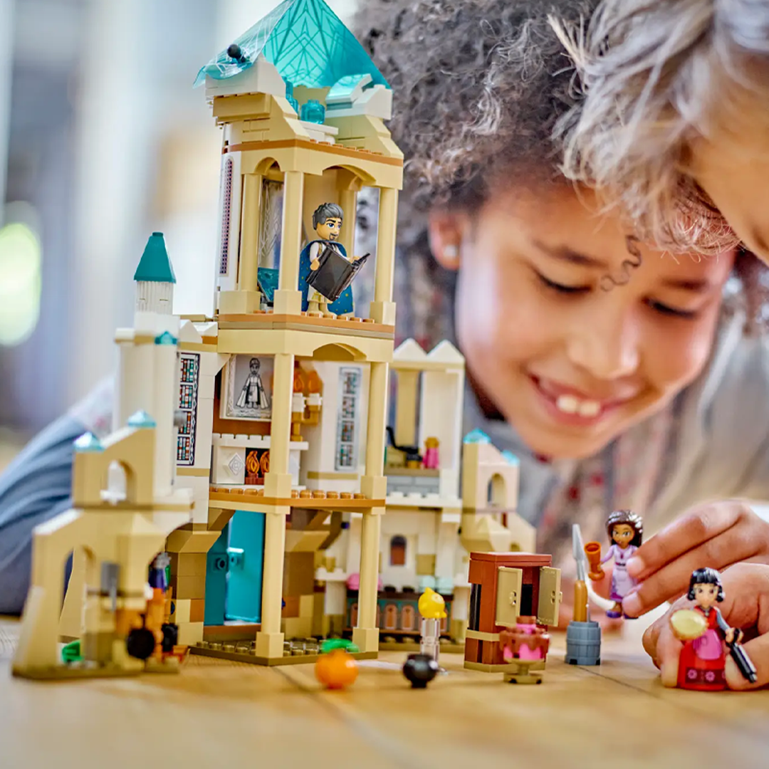 LEGO 43224 Disney King Magnifico’s Castle Building Set (613 Pieces)
