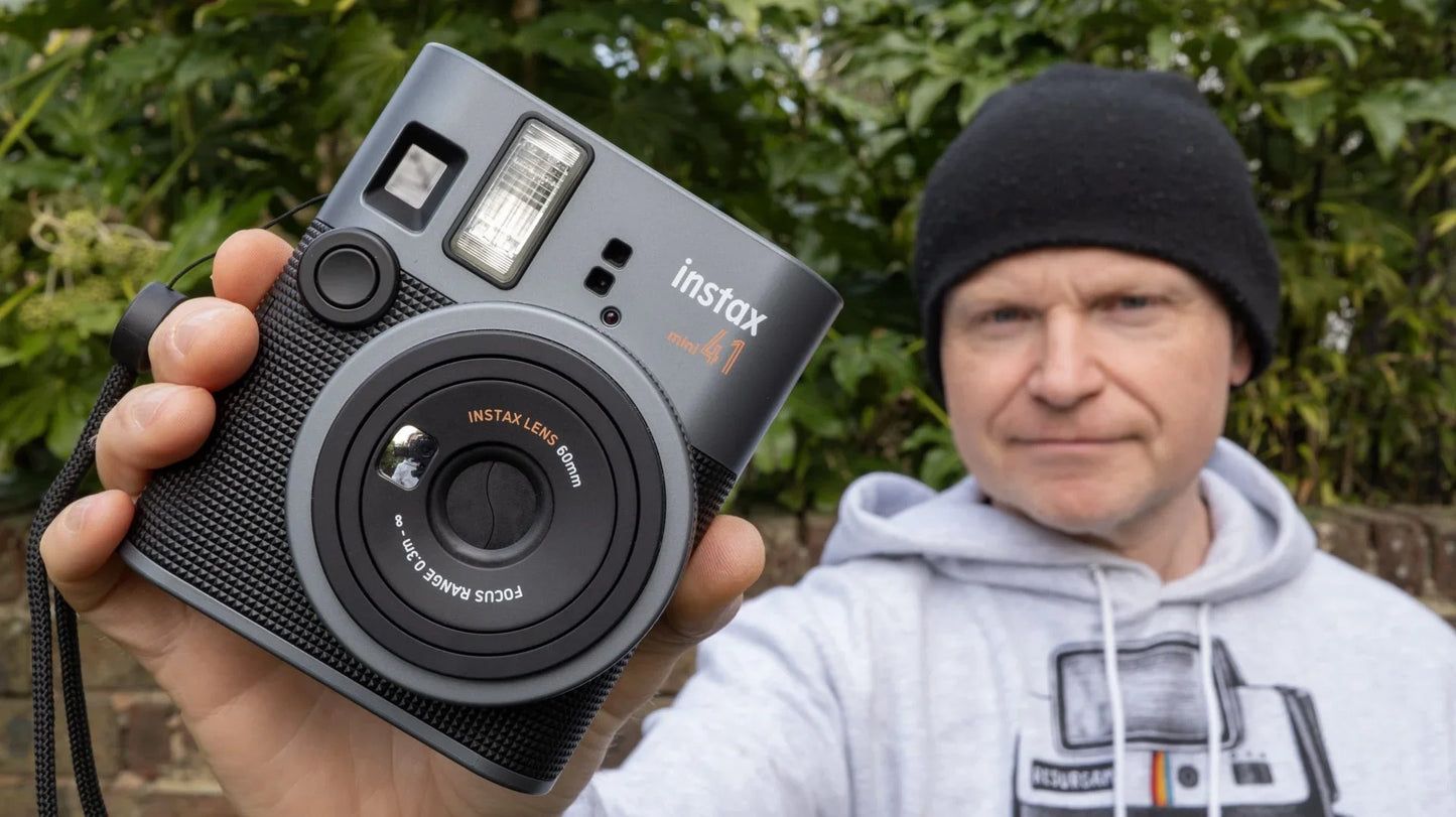 Fujifilm Instax Mini 41 Instant Camera – Retro Style with Automatic Exposure & Easy Selfie Mode