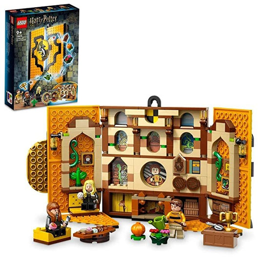 LEGO 76412 Hufflepuff House Banner set with 313 pieces, featuring a buildable banner that opens to reveal the Hufflepuff common room and 3 minifigures.