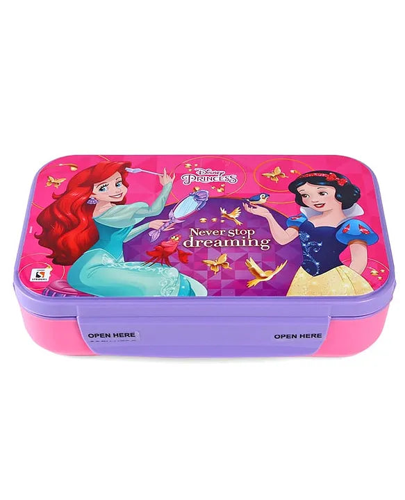 Striders Disney Princess Printed Lunch Box - 700Ml