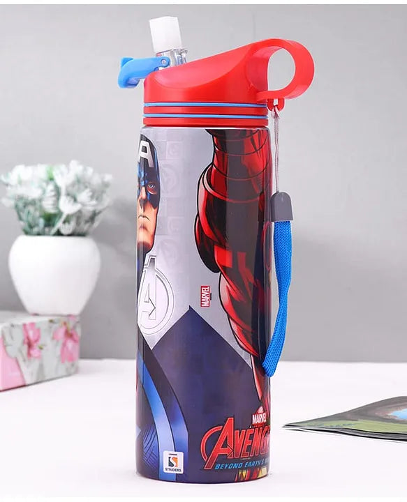 Striders Avengers Printed Stainless Steel Sipper Bottle - 700Ml
