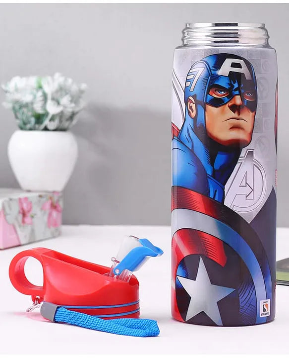 Striders Avengers Printed Stainless Steel Sipper Bottle - 700Ml