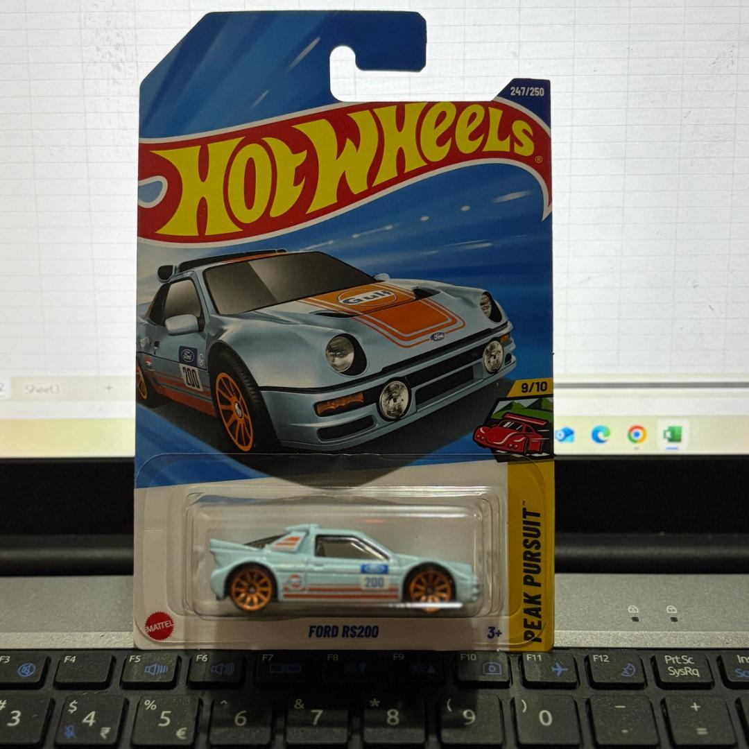 Hot Wheels Ford  – Peak Pursuit Series (Collector’s Edition)