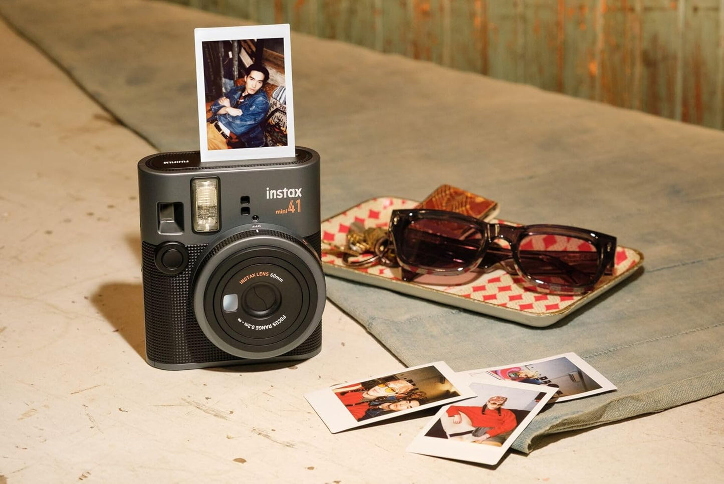Fujifilm Instax Mini 41 Instant Camera – Retro Style with Automatic Exposure & Easy Selfie Mode
