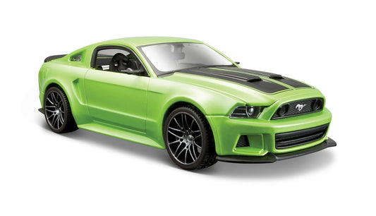 Maisto 1:24 scale diecast model of a 2014 Ford Mustang Street Racer in metallic light green.