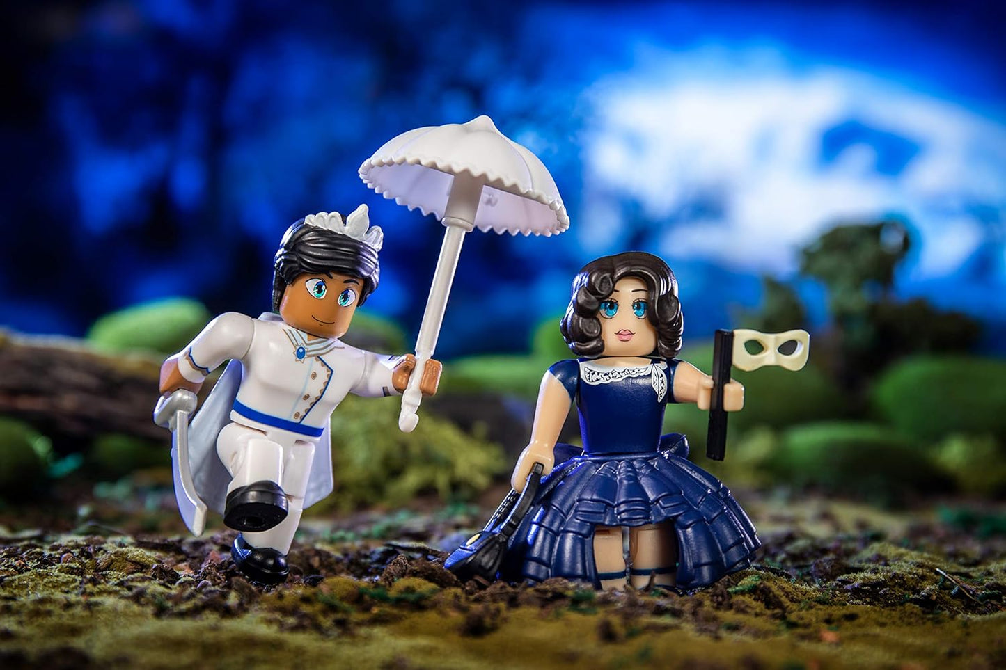 Roblox Celebrity Collection - Star Sorority: Enchanted Evening Game Pack [Includes Exclusive Virtual Item]