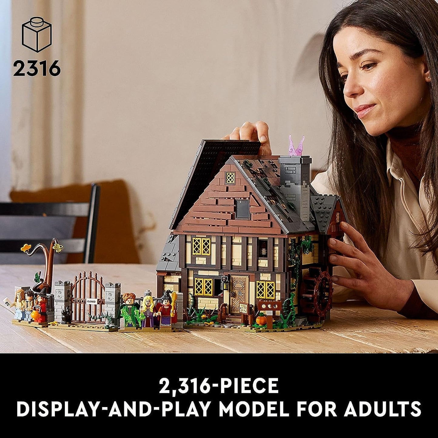 LEGO 21341 Ideas - Disney Hocus Pocus: The Sanderson Sisters' Cottage