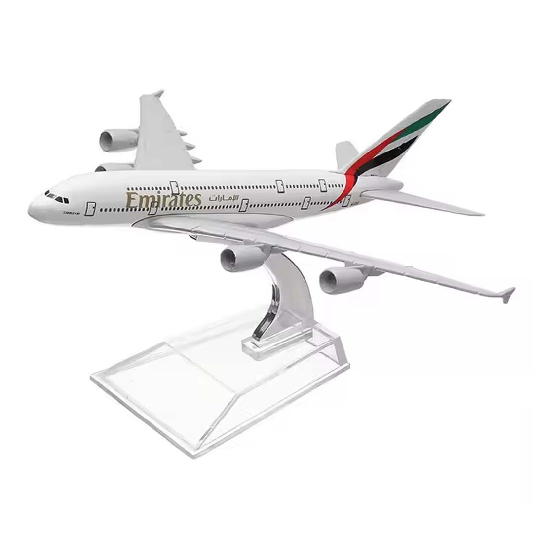 Emirates A380 1:400 scale collectible aircraft model (16 cm)