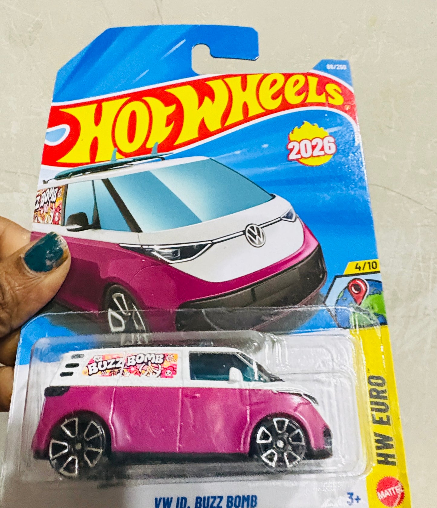 Hot wheels buzz bomb