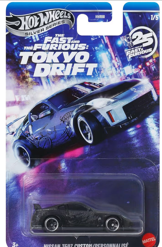 Hot Wheels Toy Car, Fast & Furious Nissan 350Z Custom 1:64 Scale Vehicle with Elevated Deco Execution, Die-Cast Car Seen in The Fast Movies (Styles May Vary)