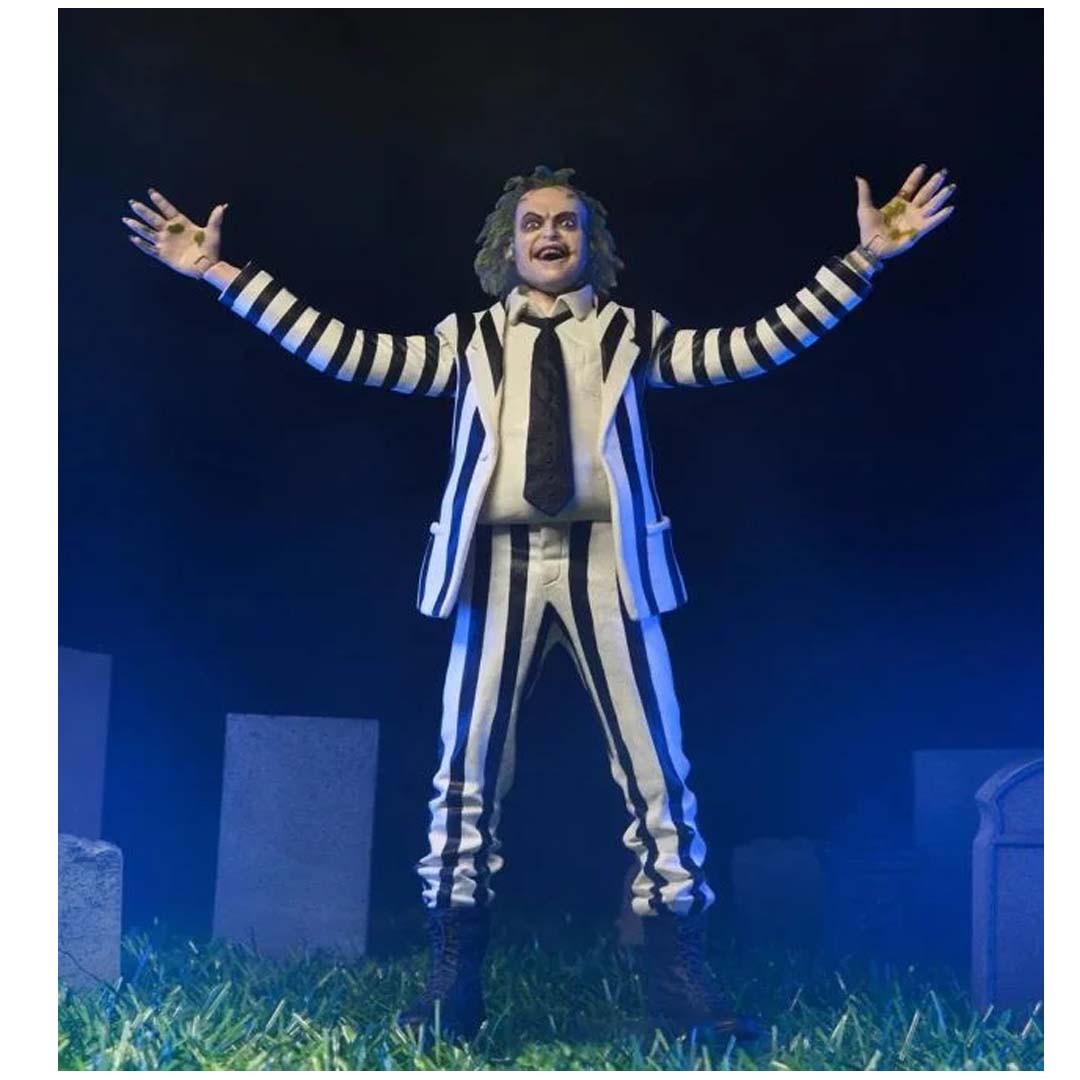 NECA – Beetlejuice (1988) – 1/4 Scale Action Figure – Striped Suit Edition