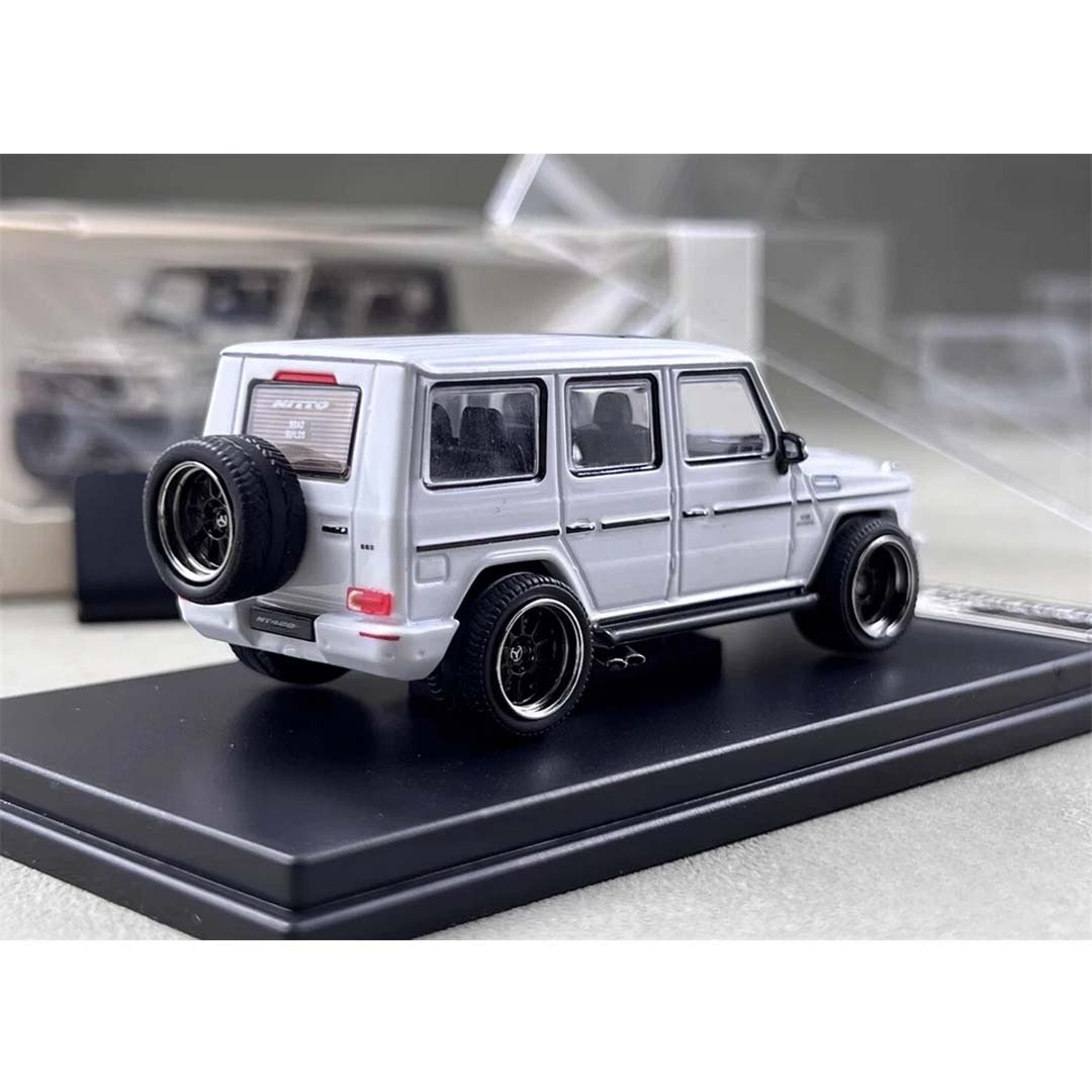 LMF 1/64 Scale Mercedes-Benz G63 White Diecast Car Model Toy Collection Gift