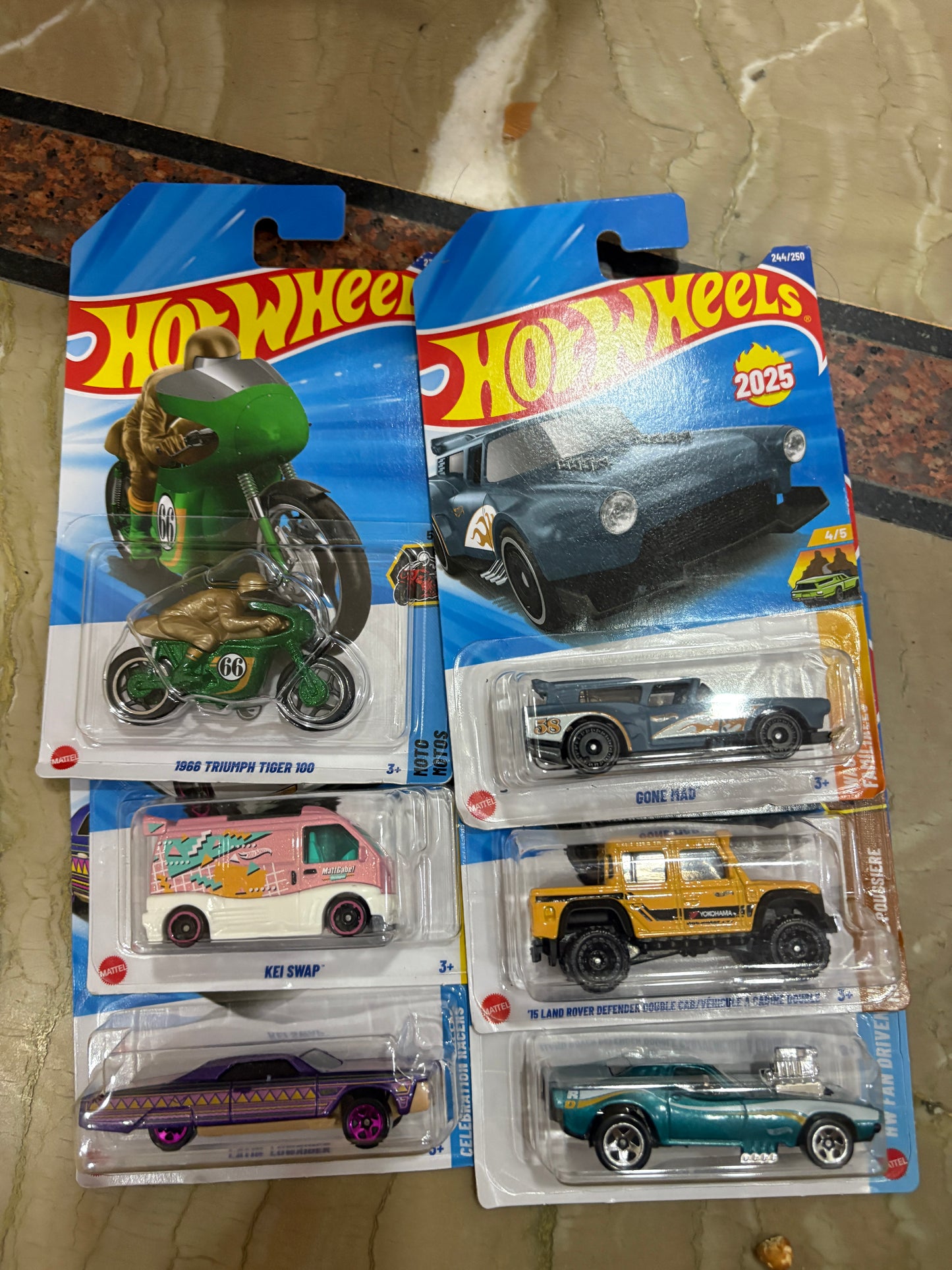 Hot wheels pack of 6 with Moto bike random