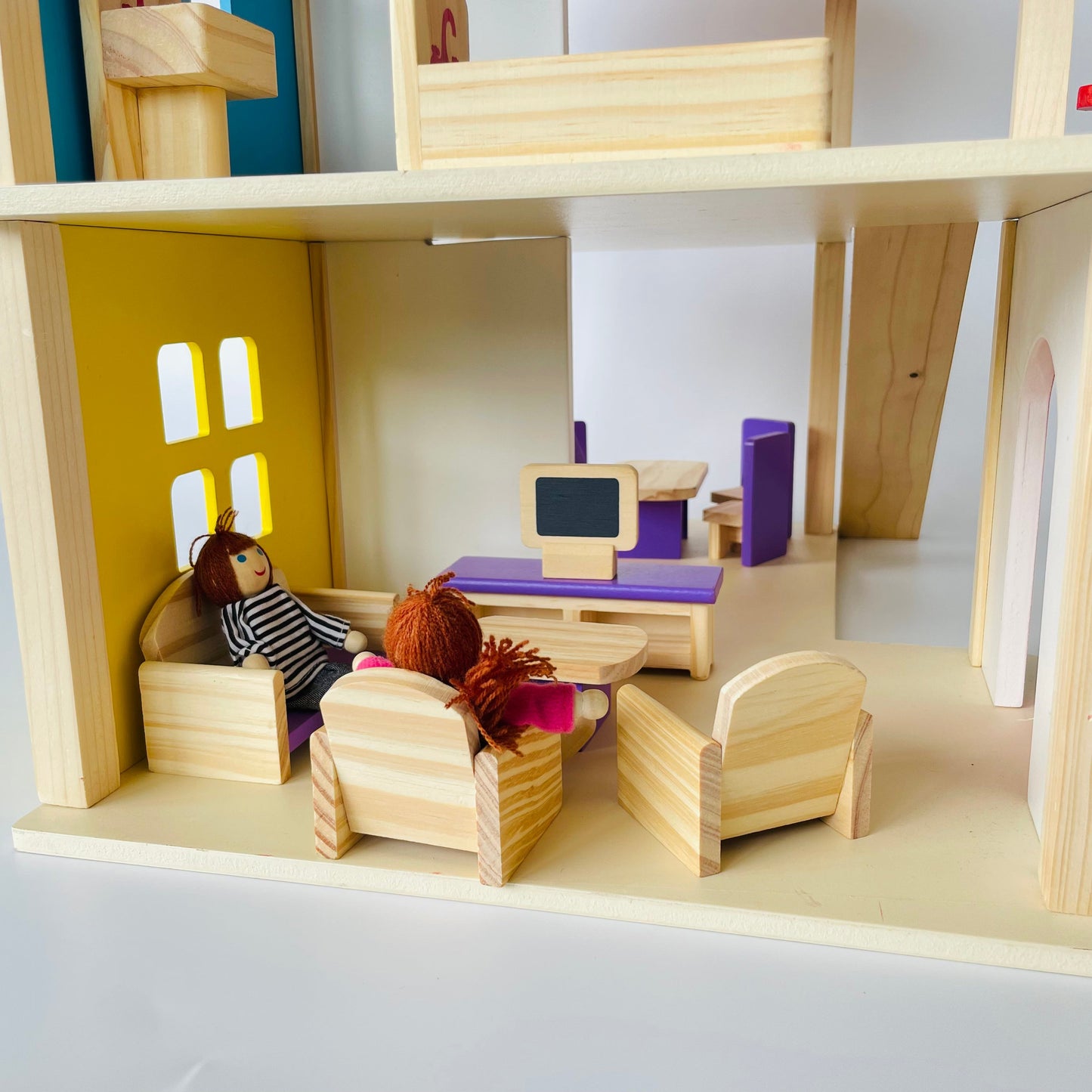 Open Ended Wooden Dollhouse - Redwood Cottage (19 pcs furniture + 2 doll figures included)-Pretend Play-Open Ended-Toycra