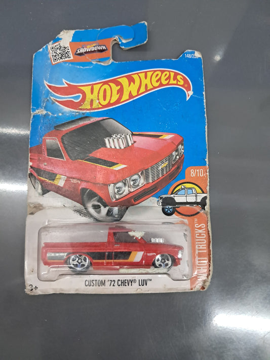 Hot Wheels - Custom '72 Chevy LUV  - ( Card Damage )
