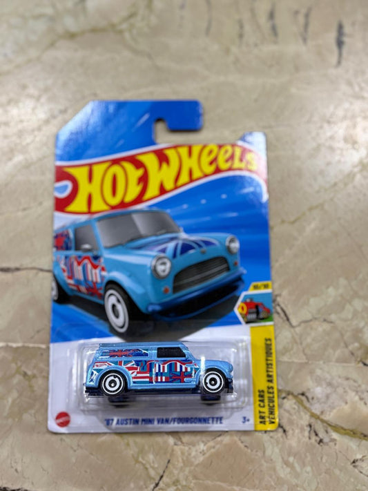 Hot Wheels ’67 Austin Mini Van – 2025 Mainline | Art Cars Series |