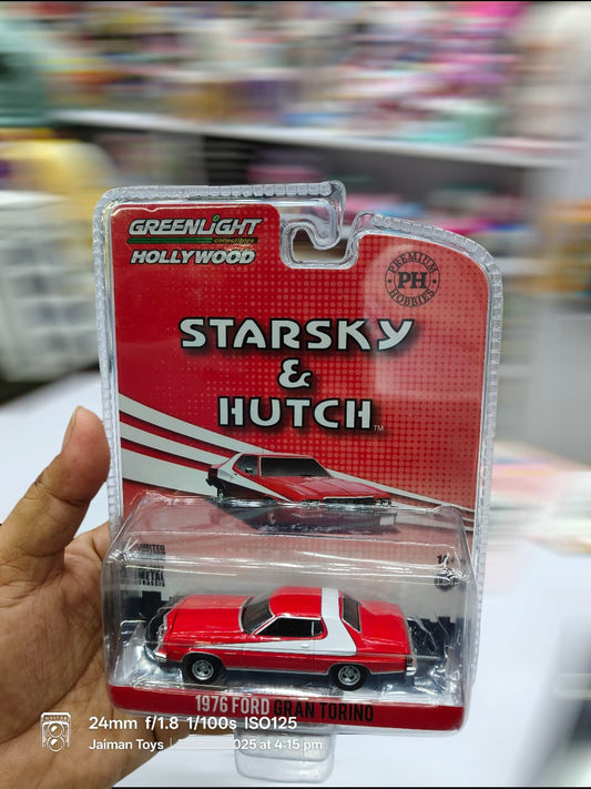 Greenlight 1976 Ford Gran Torino Red with White Stripe  "Starsky and Hutch" (1975-1979) TV Series "Hollywood Special Edition" 1/64 Diecast Model Car