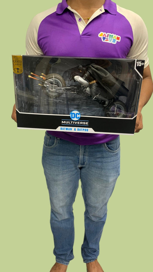 Batpod with Batman (The Dark Knight) – DC Multiverse Vehicle & Figure Set by McFarlane Toys