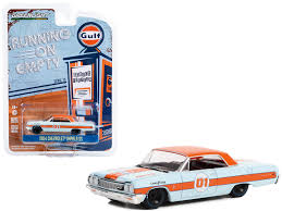 Greenlight Running on Empty – 1964 Chevrolet Impala SS (Gulf Livery, Series 13) 1:64 Scale Die-Cast Car