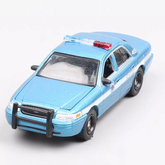 Greenlight Hollywood – Station 19: 2001 Ford Crown Victoria Police Interceptor (1:64 Scale Die-Cast)