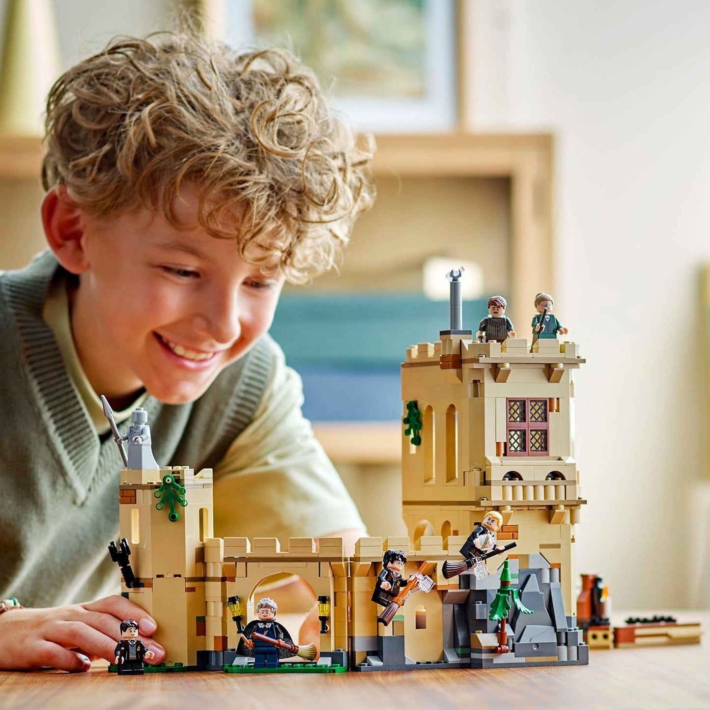 LEGO 76447 Harry Potter Hogwarts Castle: Flying Lessons Set (651 Pieces)